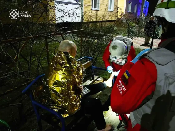 Наслідки атака російських БпЛА на Київ: троє загиблих, серед них дитина