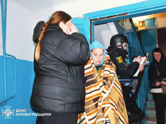 Масована атака на Кропивницький: пролунало понад 30 вибухів, є поранені