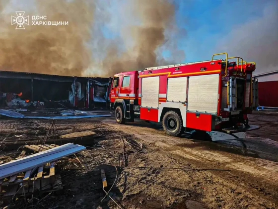 Троє загиблих у Богодухові: росія вдарила дронами по м’ясокомбінату