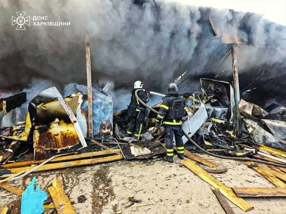 Троє загиблих у Богодухові: росія вдарила дронами по м’ясокомбінату