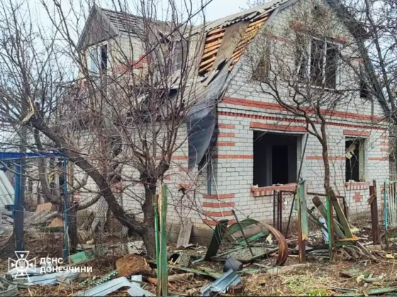 Російська авіація атакувала Краматорськ: пошкоджено десятки будинків, є постраждалі