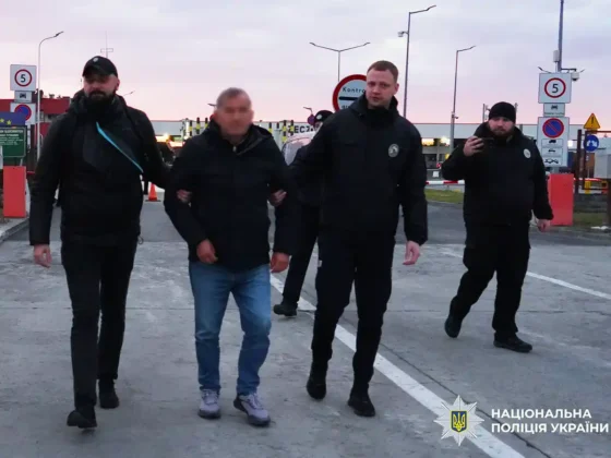 В Україну екстрадували забудовника: ошукав інвесторів 42 новобудов Києва