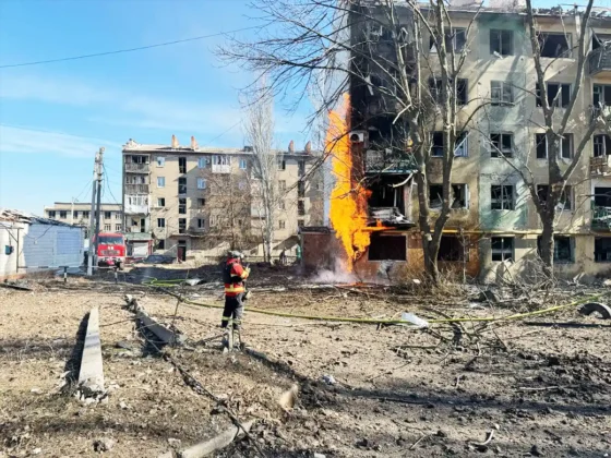 Костянтинівка під ударом: п’ять авіабомб, четверо поранених