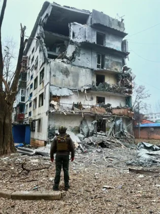 Росіяни скинули авіаційну бомбу по Костянтинівці на Донеччині