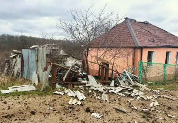 Росіяни вдарили по Куп’янську: є поранені, пошкоджено кладовище