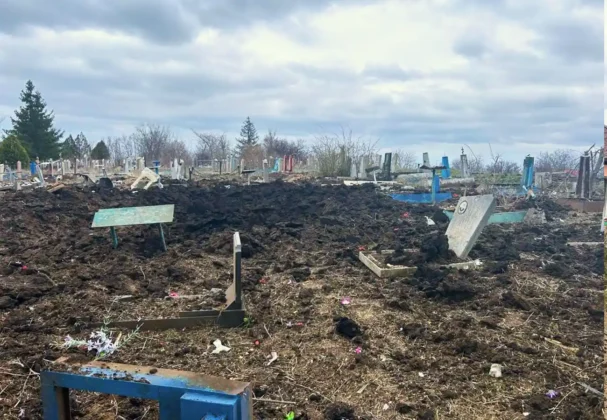 Росіяни вдарили по Куп’янську: є поранені, пошкоджено кладовище