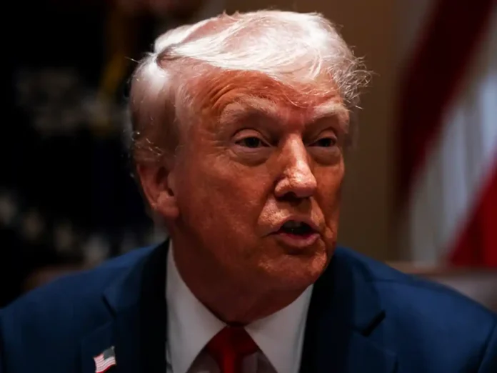 Трамп погрожує Канаді ще подвоїти мита на товари