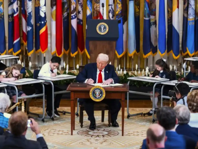 Трамп залишив США без Департаменту освіти, підписано указ
