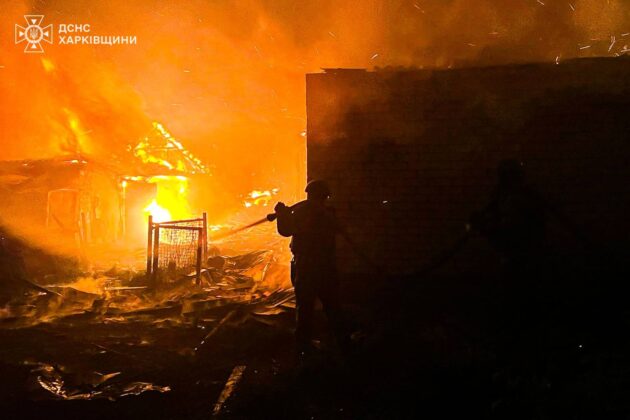 Масовані атаки дронами: Харків і Дніпро зазнали руйнувань і втрат