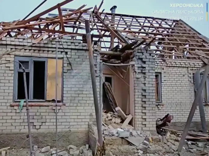 У Херсоні під час обстрілу постраждали вагітна жінка та її маленький син