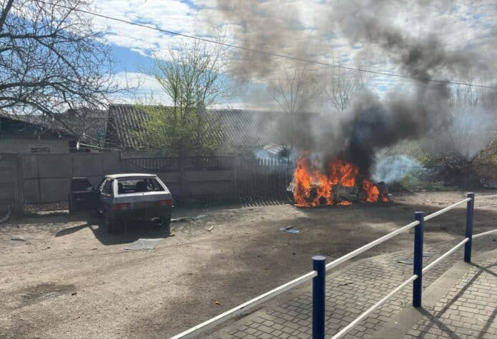 Росіяни обстріляли Нікополь: загинули двоє чоловіків, п’ятеро поранених