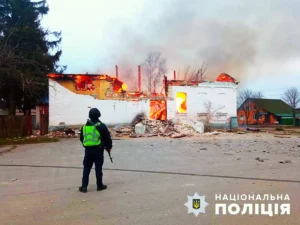 Російські війська атакували Краснопілля: пожежі та руйнування