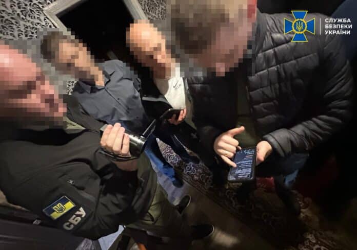 Інтернет-агітатор виправдовував дії окупантів: СБУ провела обшуки
