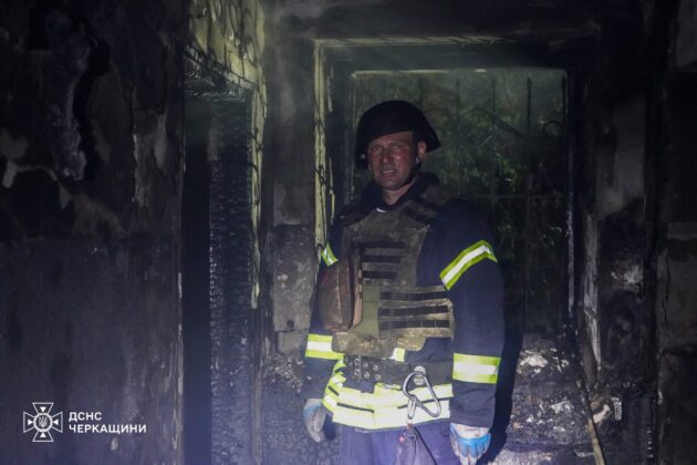 Черкаси зазнали атаки дронами: серія вибухів, пожежі та зруйнована інфраструктура