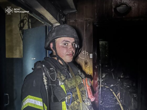 Черкаси зазнали атаки дронами: серія вибухів, пожежі та зруйнована інфраструктура