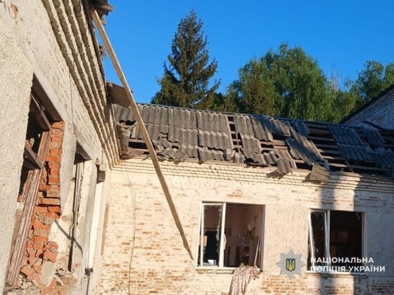 На Чернігівщині росіяни зруйнували дронами школу