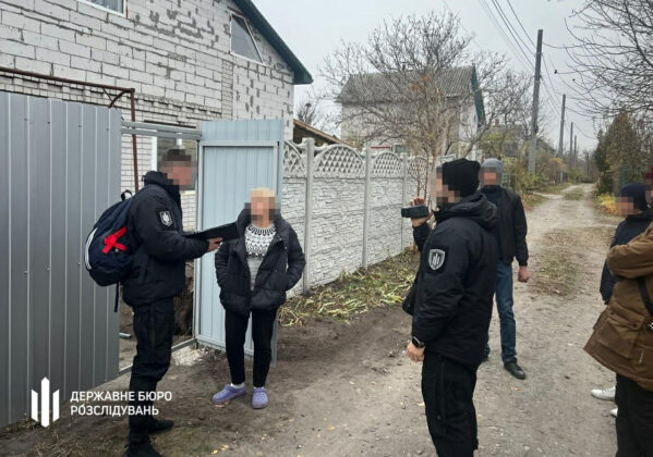Солдати будували котеджі для матері та тещі підполковника