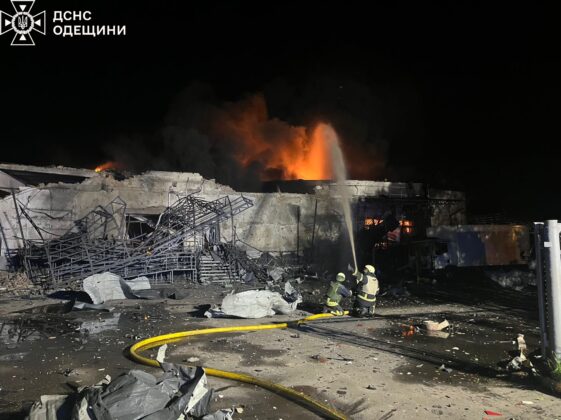 Росіяни дронами зруйнували відділення «Нової пошти» на Одещині