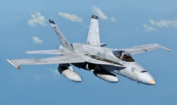 У Фінляндії розбився винищувач F/A-18 Hornet