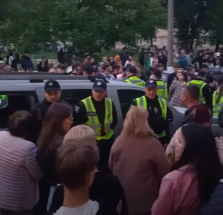 У Кам’янці-Подільському люди виступили проти ТЦК