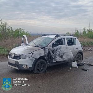 Удар дроном по цивільному авто: троє жінок поранені на Харківщині