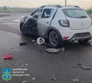 Удар дроном по цивільному авто: троє жінок поранені на Харківщині