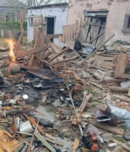 У Херсоні дрон атакував авто: поранено двох чоловіків