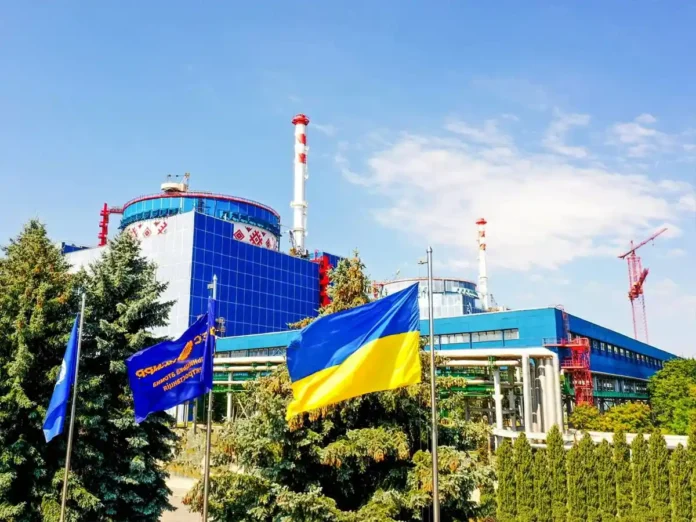 В Україні зупинено три енергоблоки АЕС для ремонту