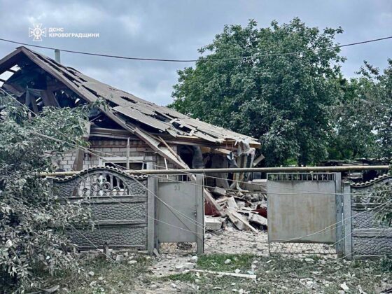 Росія атакувала промисловий об'єкт у Світловодську: троє поранених