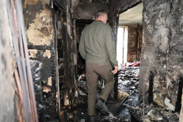 Наслідки нічної атаки у Києві: загиблі, постраждалі та пожежі
