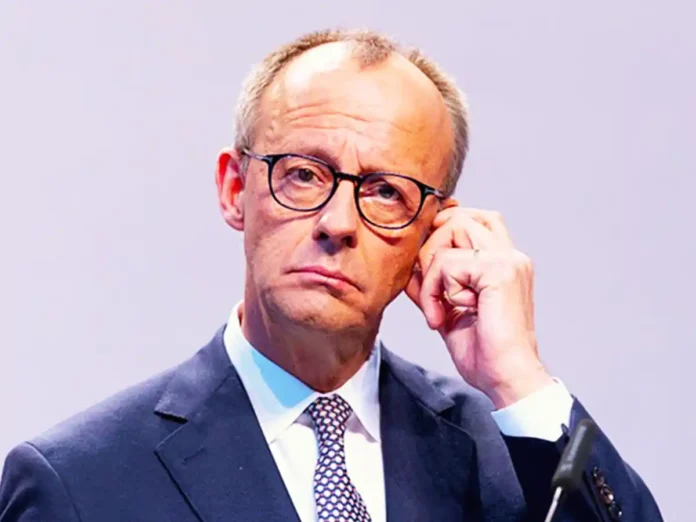 Мерц: Є надія на завершення війни завдяки дипломатії Ватикану