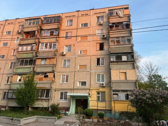 Атаки на Нікополь і Марганець: п’ятеро поранених, зруйновані будинки й підприємства