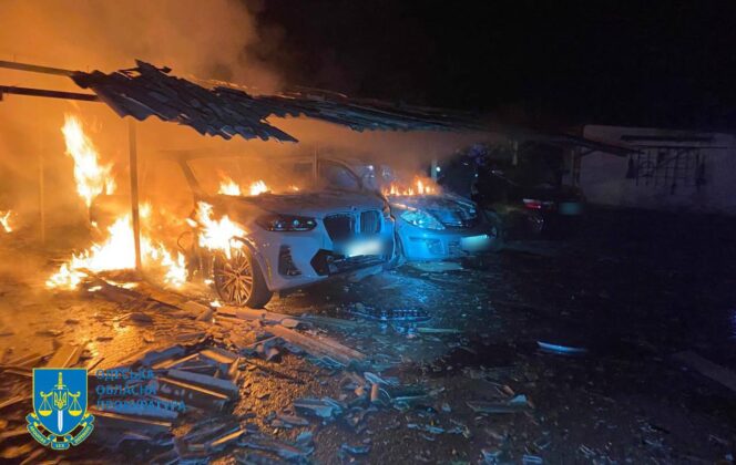 Пожежа в Одесі після нічної атаки російських дрони