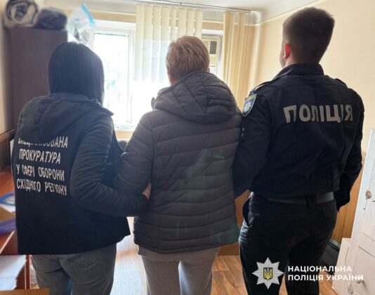 У Дніпрі викрили схему з підробкою ВІЛ-довідок для чоловіків