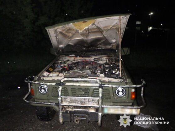 У Бердичеві вночі підпалили автівки, що належать військовим