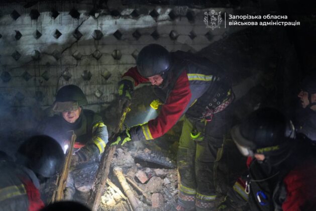 Внаслідок атаки по Запоріжжю поранено щонайменше чотирьох людей
