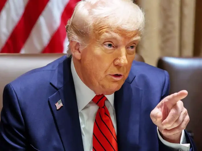 Трамп знову проти Канади: США припиняють торговельні переговори