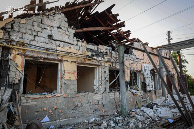 Харків зазнав ворожої атаки: дрони та балістичні ракети