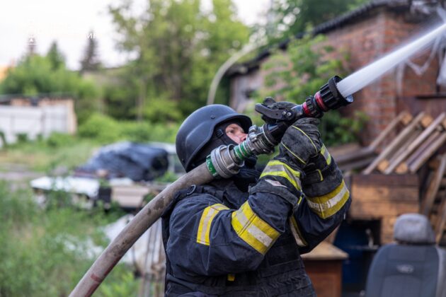 Нічна атака по Харкову: постраждала інфраструктура, житлові будинки
