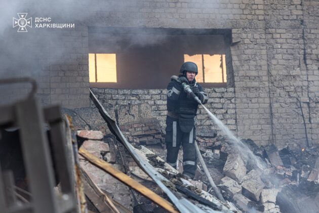 Нічна атака по Харкову: постраждала інфраструктура, житлові будинки