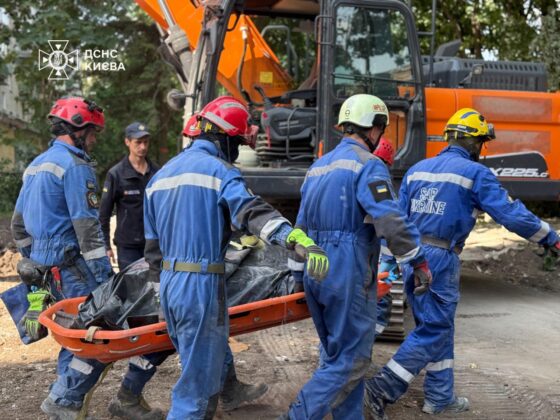 У Києві після ракетного удару виявили ще загиблих – вже 26 жертв