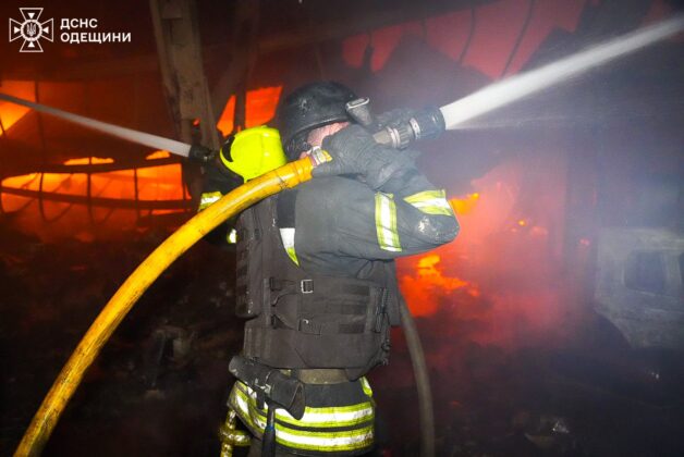 Одещина під атакою: росіяни вдарили дронами, поранено людину