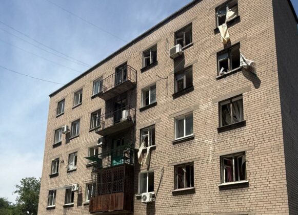 Масована російська атака на Дніпропетровщину: є жертви