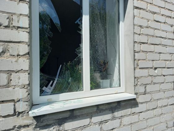 Атака на Кривий Ріг: є постраждалі, палають адмінбудівлі