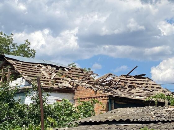 Атака на Кривий Ріг: є постраждалі, палають адмінбудівлі