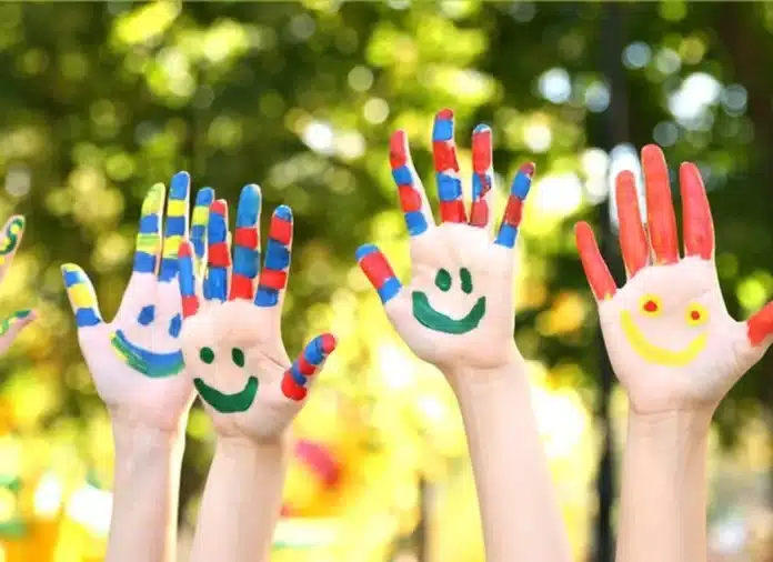 Як спланувати літні канікули для дитини під час війни: поради психолога