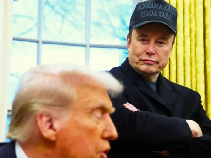 Маска пропонують депортувати із США: закликає до імпічменту Трампа