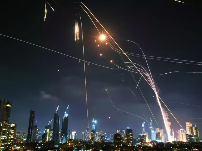 США та союзники допомогли Ізраїлю перехопити ракети Ірану