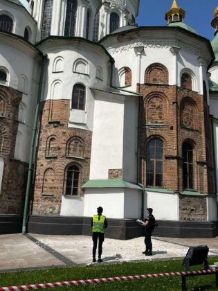 Софійський собор у Києві пошкоджено внаслідок нічної атаки рф