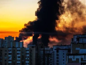 росія завдала удару по Києву з використанням касетної зброї
